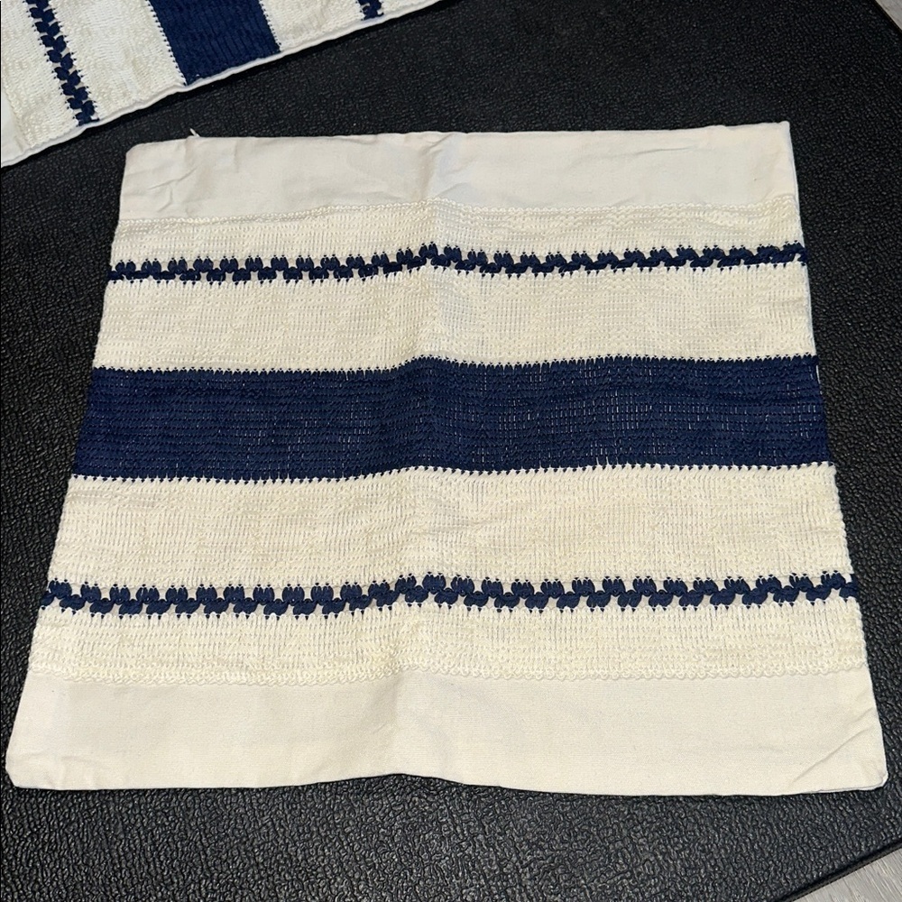 Boho Blue and Cream Zipper pillow covers - Picture 3 of 7